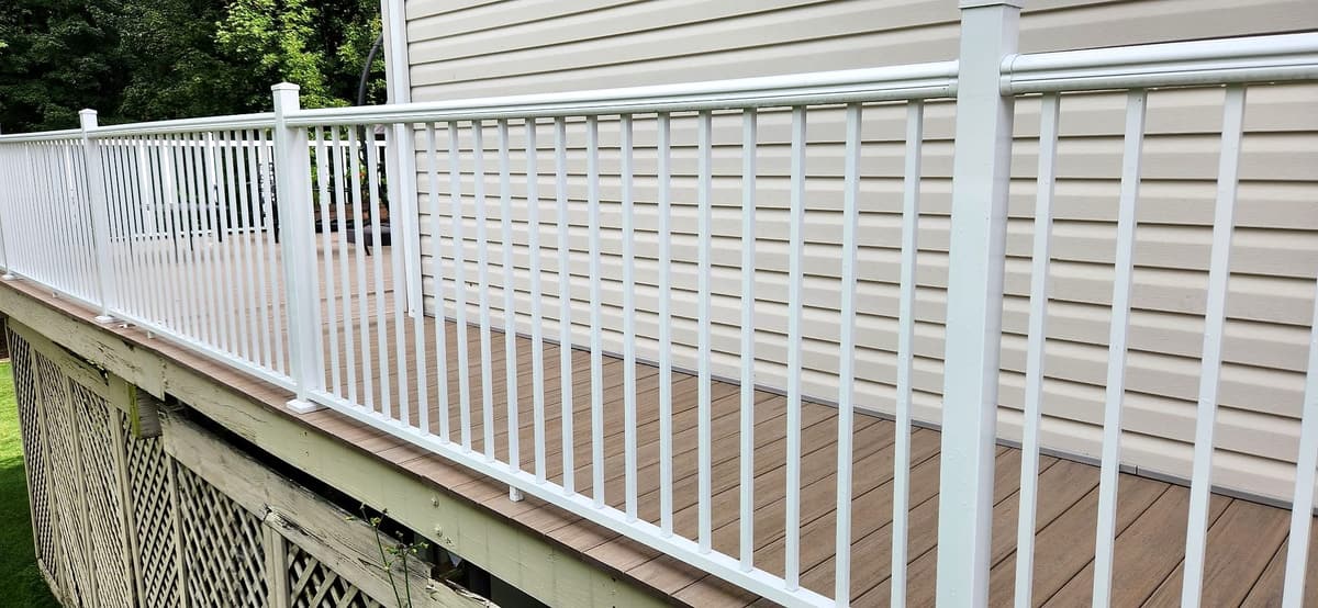 Aluminum deck railing on composite decking by Gene Laughner Construction in Erie, PA